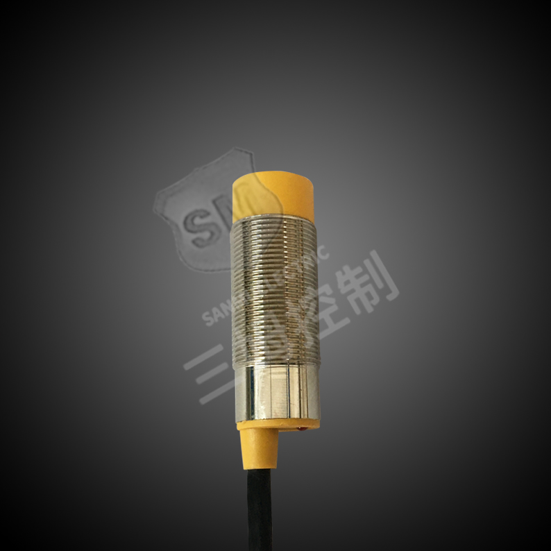 接近开关18