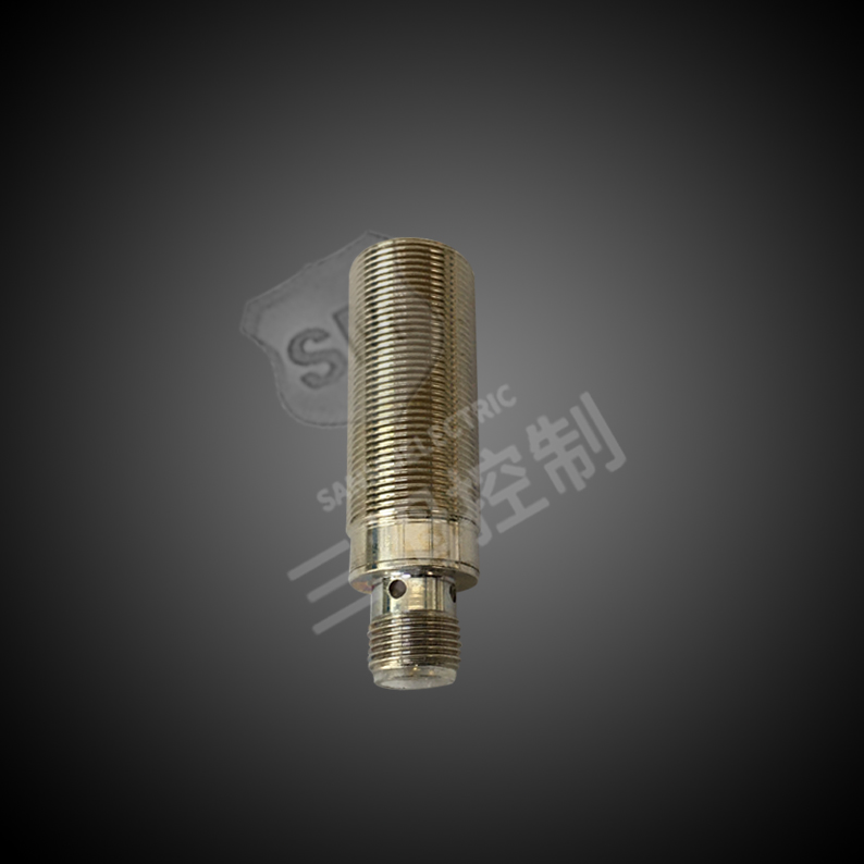 接近开关18